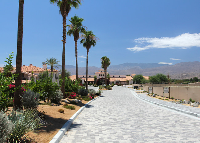 Via San Martino in Palm Desert, CA - Building Photo - Building Photo