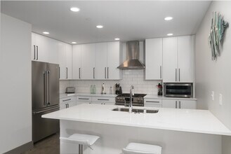 Cooper George in Spokane, WA - Foto de edificio - Interior Photo