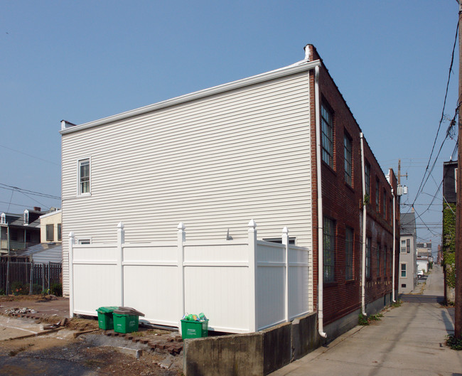 814 W Gordon St in Allentown, PA - Building Photo - Building Photo