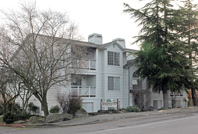 Woodhaven Apartments in Des Moines, WA - Building Photo - Building Photo