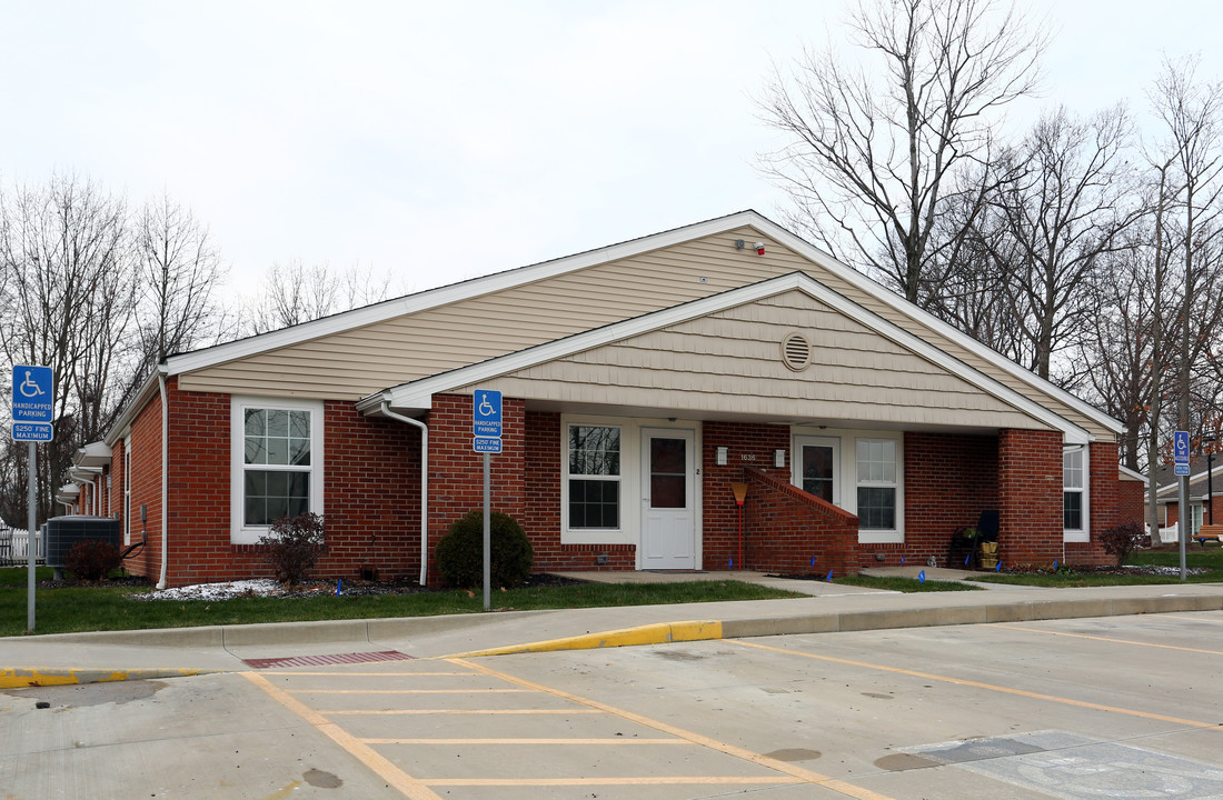 Maplewood Senior Citizens Village in Streetsboro, OH - Foto de edificio