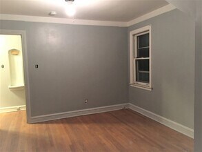 6550 W Ebinger Dr, Unit 2 in Niles, IL - Building Photo - Building Photo