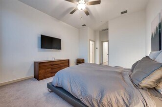 550 Cobblestone Ln in Irving, TX - Building Photo - Building Photo