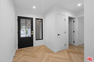 3549 Elm Dr in Calabasas, CA - Building Photo - Building Photo
