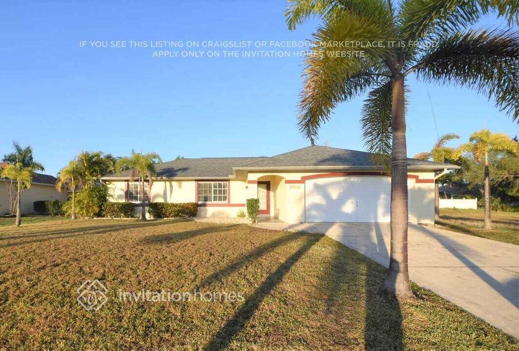 5244 SW 19th Pl in Cape Coral, FL - Building Photo