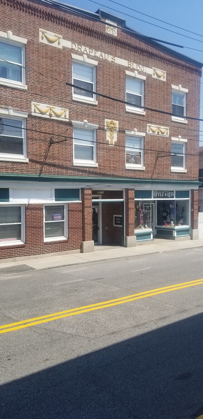 65 Jefferson St Rentals in Biddeford, ME