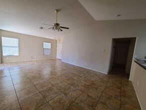 13009 W Evans Dr in El Mirage, AZ - Building Photo - Building Photo