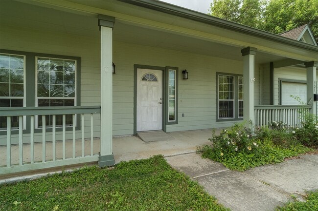 property at 321 E Wilkins St