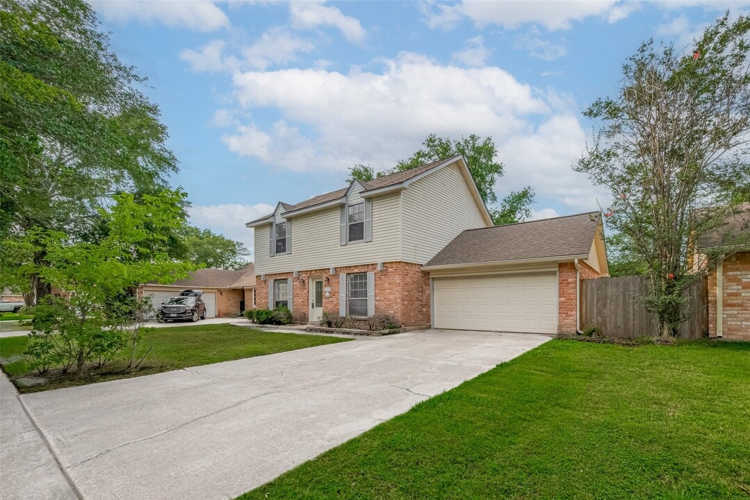 11926 Osage Park Dr in Houston, TX - Building Photo