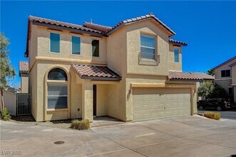 10456 Armand Ave, Unit 2 in Las Vegas, NV - Building Photo - Building Photo