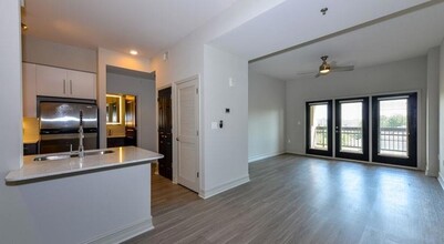 530 Piedmont Ave NE, Unit 2111 in Atlanta, GA - Building Photo - Building Photo