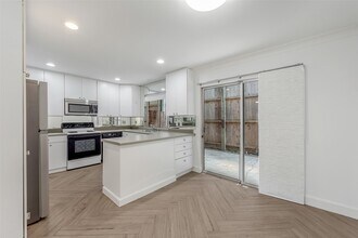 4040 San Felipe St in Houston, TX - Building Photo - Building Photo