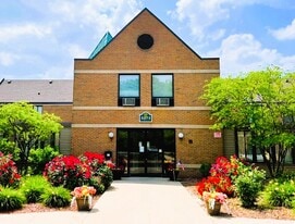 Heritage Village of Holt - a 55+ Community in Holt, MI - Building Photo