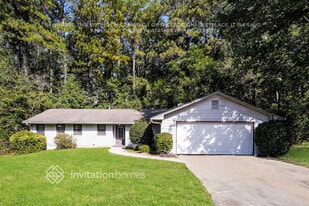 3919 Prestwick Ct in Snellville, GA - Building Photo