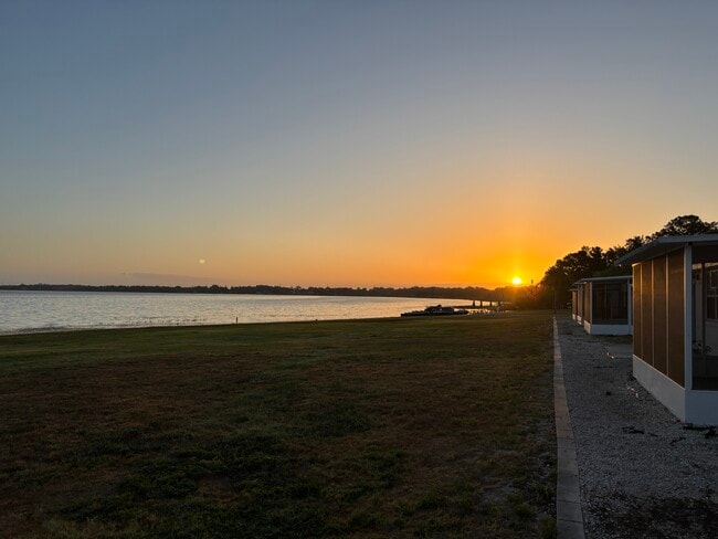 1213 W Pierce St in Lake Alfred, FL - Building Photo - Building Photo