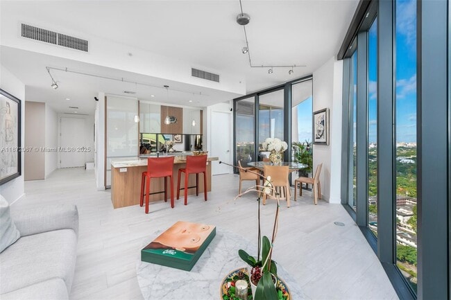 property at 2831 S Bayshore Dr
