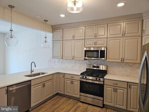 646 Oak Dr in Harleysville, PA - Building Photo - Building Photo