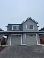 61552 SE Lucia St in Bend, OR - Building Photo