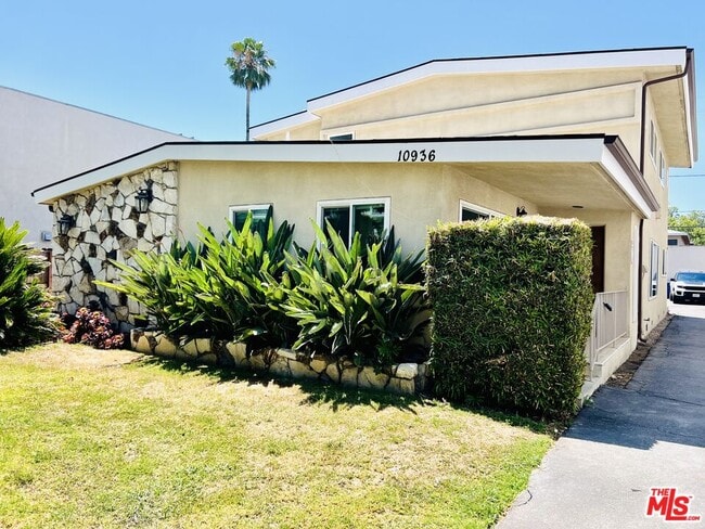 property at 10936 Hartsook St