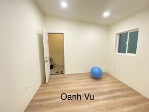 5828 Adeline St, Unit 5828 Adeline in Oakland, CA - Building Photo - Building Photo
