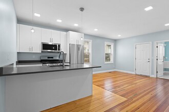 18 Trenton St in Providence, RI - Building Photo - Building Photo