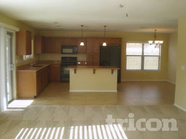 11755 West Cocopah St in Avondale, AZ - Foto de edificio - Building Photo