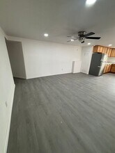 232 W Barbara St in Calipatria, CA - Foto de edificio - Building Photo