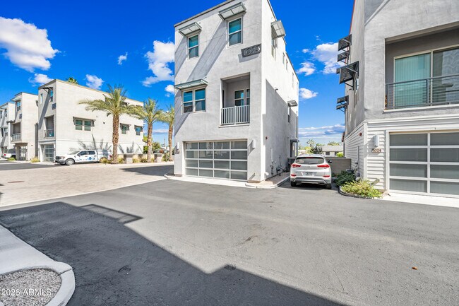 3510 N Miller Rd in Scottsdale, AZ - Building Photo - Building Photo