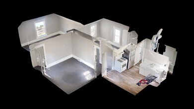 1072 Wooster Rd W in Barberton, OH - Foto de edificio - Building Photo