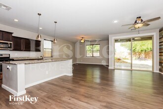 732 Carlsbad Dr in San Tan Valley, AZ - Building Photo - Building Photo