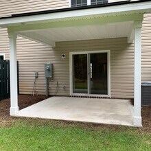 151 Ainsdale Dr in Richmond Hill, GA - Building Photo - Building Photo