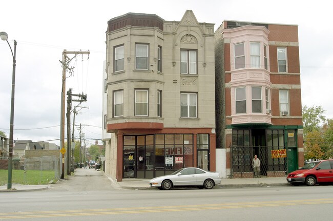 2615 W North Ave in Chicago, IL - Building Photo - Building Photo