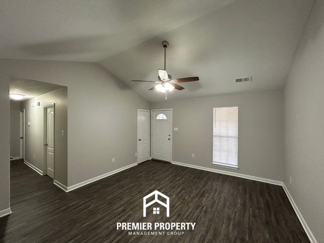 3760 Ivanhoe Dr in Horn Lake, MS - Building Photo - Building Photo