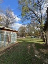 6011 Nuckols Crossing Rd in Austin, TX - Building Photo