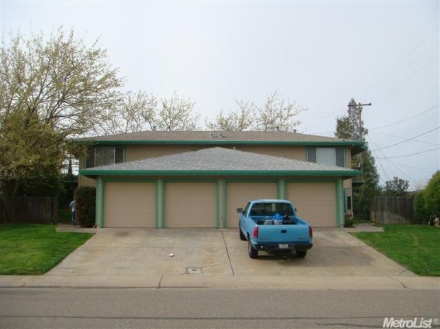 4 Unit MF in Rocklin, CA - Building Photo