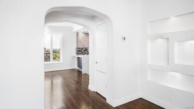 1424 N Crescent Heights Blvd in West Hollywood, CA - Building Photo - Building Photo