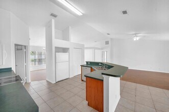 446 SW S Quick Cir in Port St. Lucie, FL - Building Photo - Building Photo