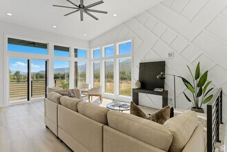 5866 N Fork Rd in Eden, UT - Building Photo - Building Photo