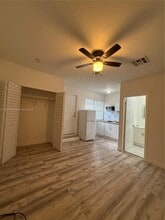 14049 SW 103rd Terrace in Miami, FL - Building Photo - Building Photo