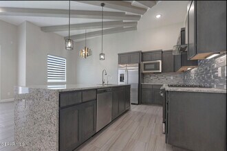 252 Penbridge Pl in El Paso, TX - Foto de edificio - Building Photo