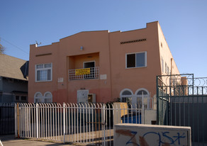 3828 S Grand Ave in Los Angeles, CA - Building Photo
