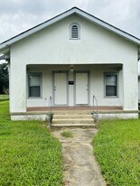 208 Surrey St in Lafayette, LA - Building Photo
