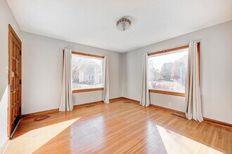 1744 N Norfolk St in Indianapolis, IN - Foto de edificio - Building Photo