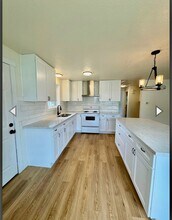 1860 Siskiyou St in Klamath Falls, OR - Building Photo - Building Photo