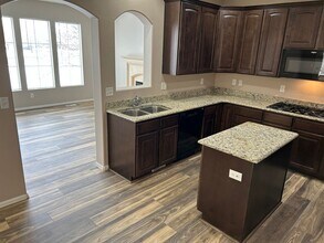 10257 S Clarks Hill Dr in South Jordan, UT - Building Photo - Building Photo