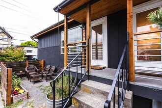 841 NW 50th St, Unit 841 in Seattle, WA - Building Photo - Building Photo