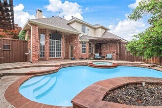 4313 Oak Knoll Dr in Plano, TX - Building Photo - Building Photo