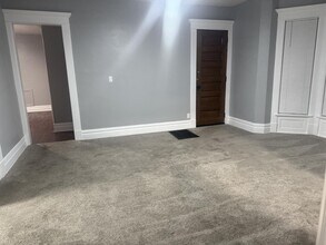 202-204 Central Ave in Newark, OH - Building Photo - Building Photo