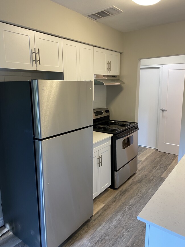 property at 20 Glen Echo Dr