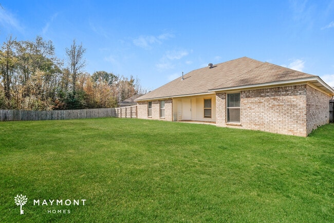 116 Bankside Dr in Canton, MS - Foto de edificio - Building Photo